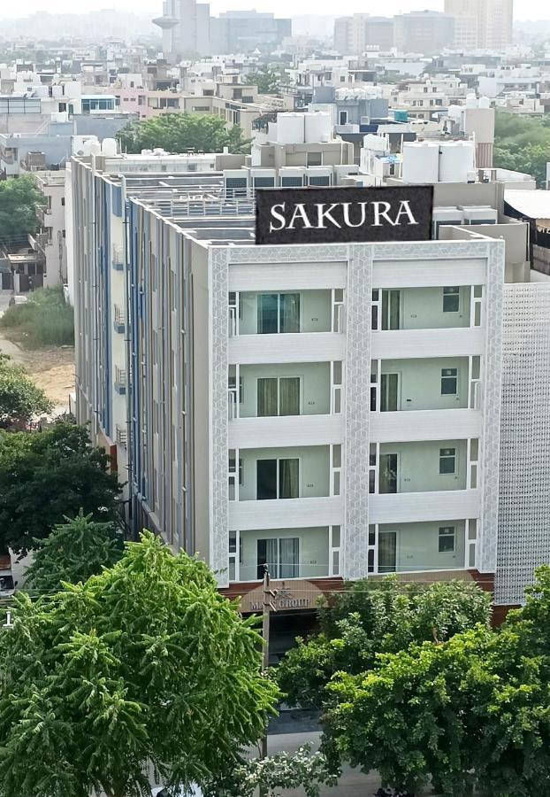 Hotel Sakura By Maps Gurgaon Buitenkant foto
